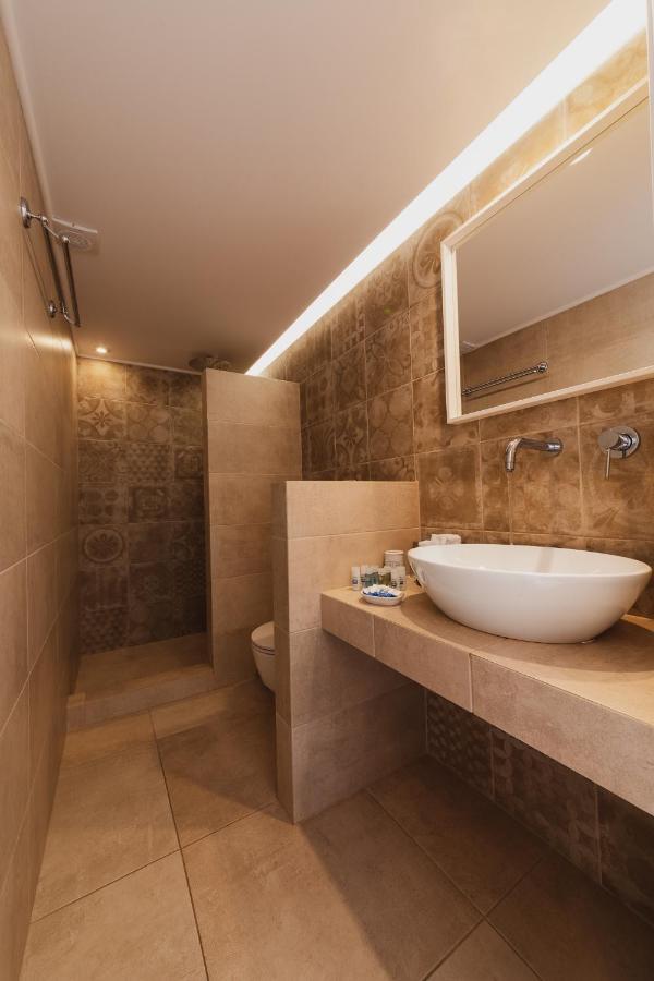 To Rantevou tis Alykis Rooms&Apartments Kímolos Buitenkant foto